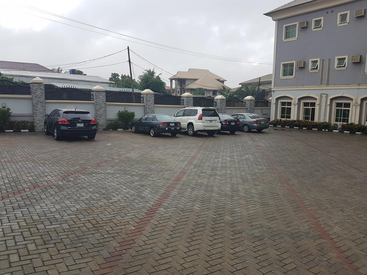 Royal Terrace Hotel & Towers Lagos Bagian luar foto