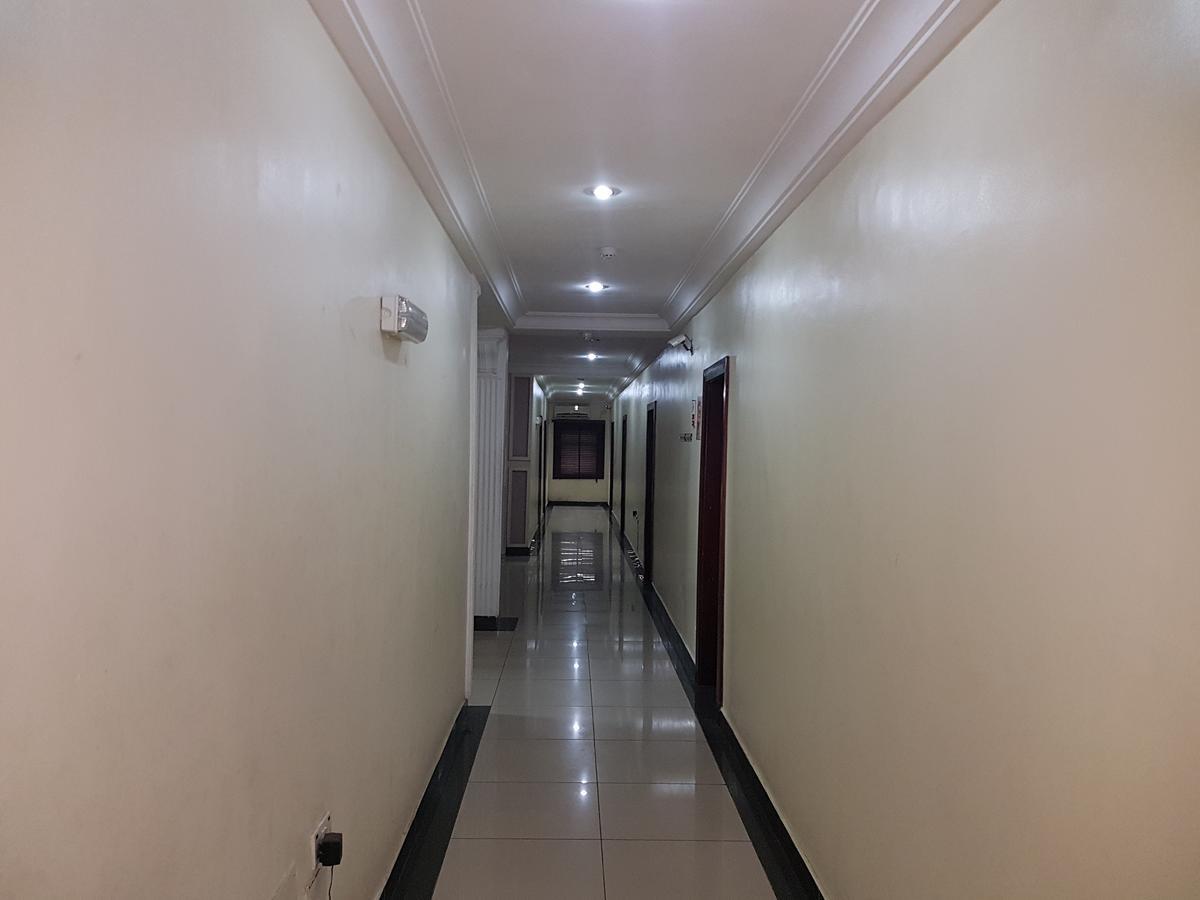 Royal Terrace Hotel & Towers Lagos Bagian luar foto