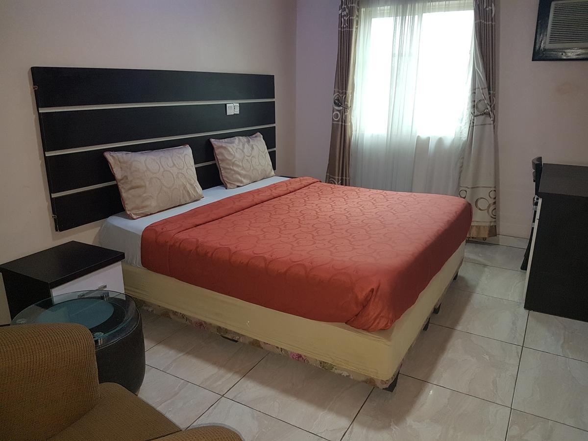 Royal Terrace Hotel & Towers Lagos Bagian luar foto