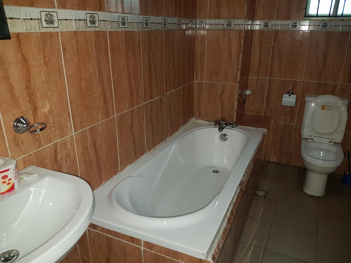 Royal Terrace Hotel & Towers Lagos Bagian luar foto